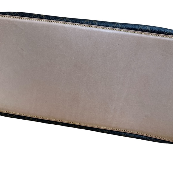 Louis Vuitton Cabas Mezzo Shoulder Tote Bag - Picture 15 of 15